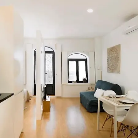 Fernandes Tomas Rooftop *