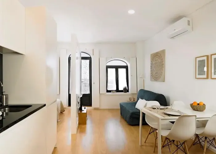 Fernandes Tomas Rooftop *