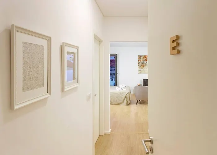 Fernandes Tomas Rooftop * 波尔图